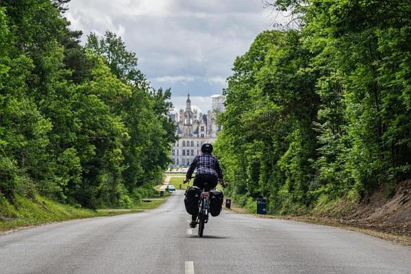 Mobilhome Sous Chalet En Bois A La Ferme Josnes Bagian luar foto